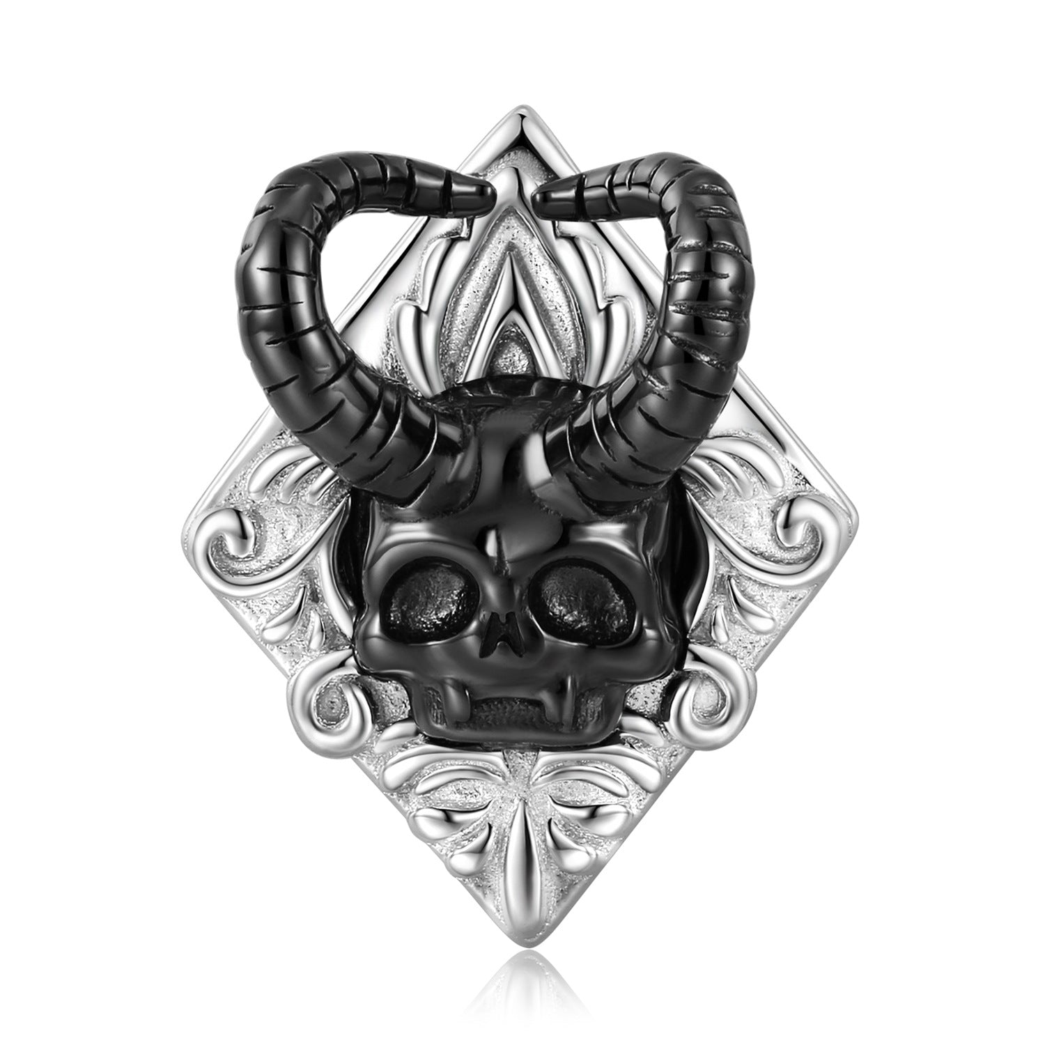 Wholesale Dark style necklace,  ox horn skull pendant,  clavicle chain,  sweater chain